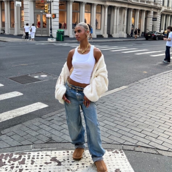 *** SOLD *** UGG Tasman Slipper 'Chestnut' 5955-CHE - Picture 3 of 16